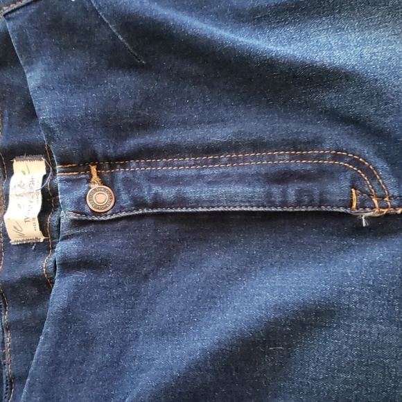 Free People 28 Jeggings Dark Denim Distressed Hem - Picture 6 of 10